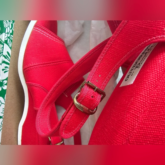 Vintage Outdorables by Daniel Green Red Slingback Wedge Sandal 8 Narrow - Picture 4 of 5